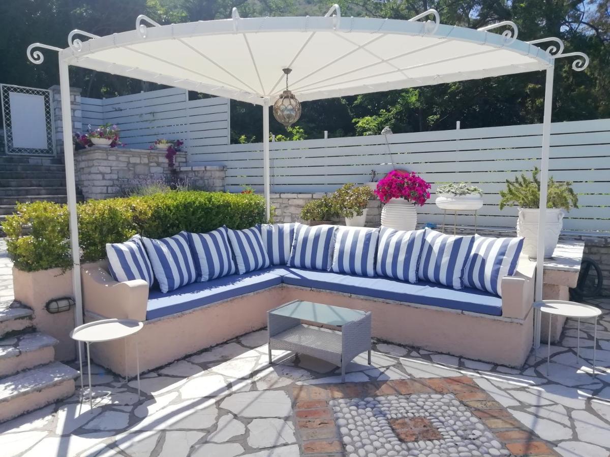 Imerolia Beach Villa Kassiopi Corfu Exteriér fotografie