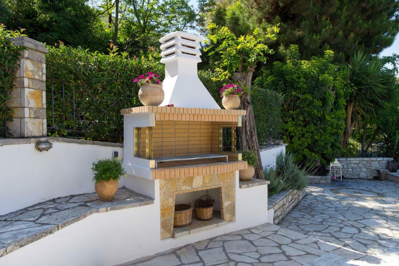 Imerolia Beach Villa Kassiopi Corfu Exteriér fotografie